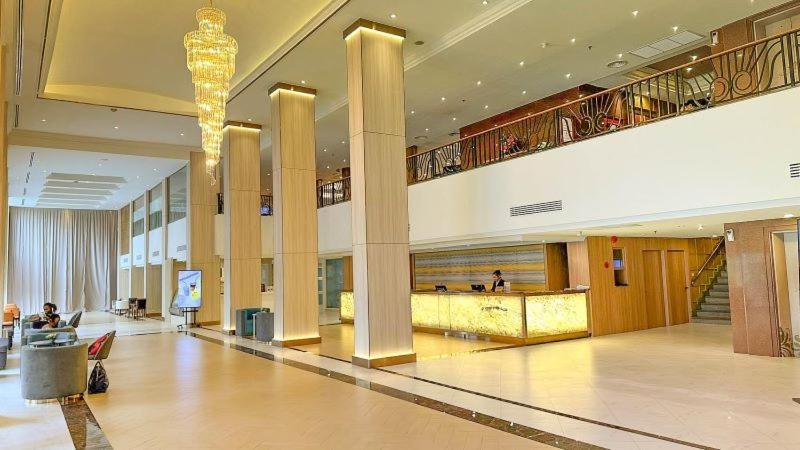 The Maruay Garden Hotel Bangkok Bagian luar foto