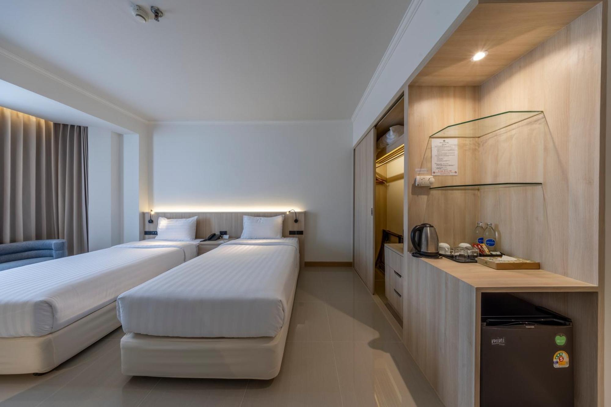 The Maruay Garden Hotel Bangkok Bagian luar foto