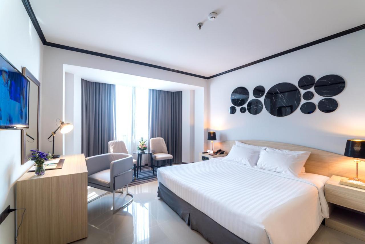 The Maruay Garden Hotel Bangkok Bagian luar foto